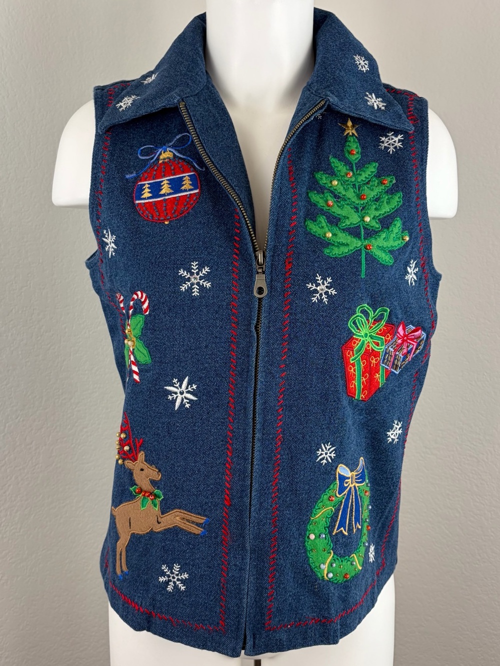 Anne Carson Vintage Christmas Embellished Zip-Front Vest